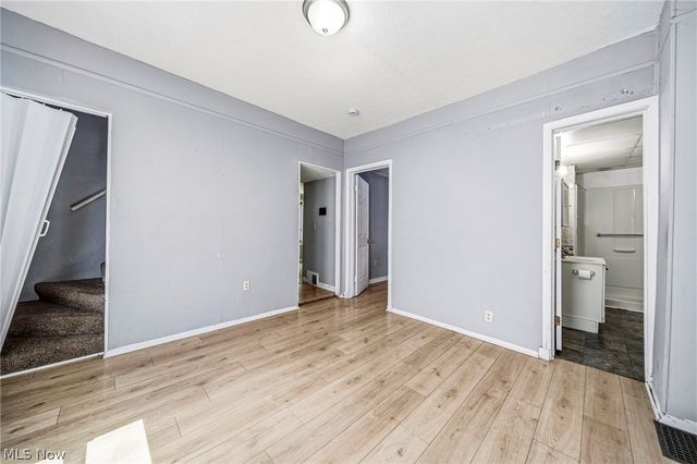 1722 Burgess Road, Cleveland, OH 44112