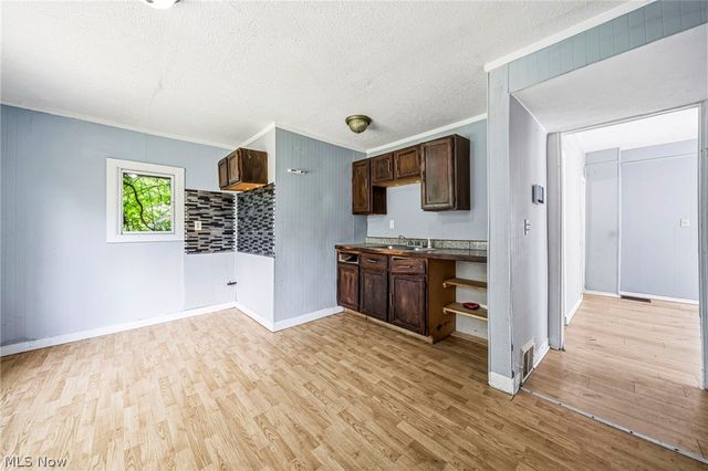 1722 Burgess Road, Cleveland, OH 44112