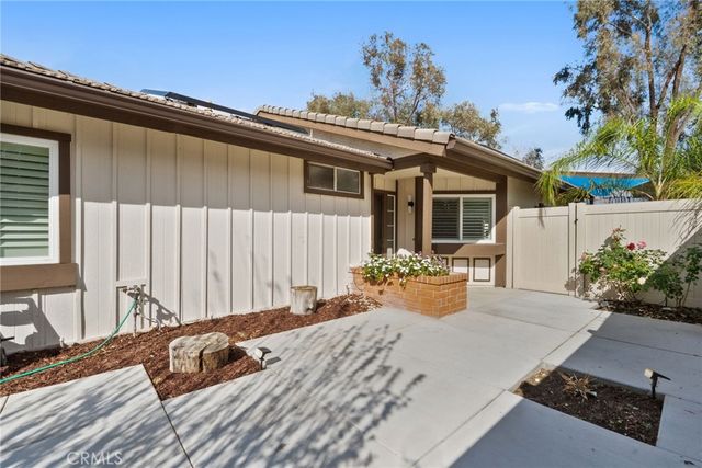 42132 Sweetshade Lane, Temecula, CA 92591