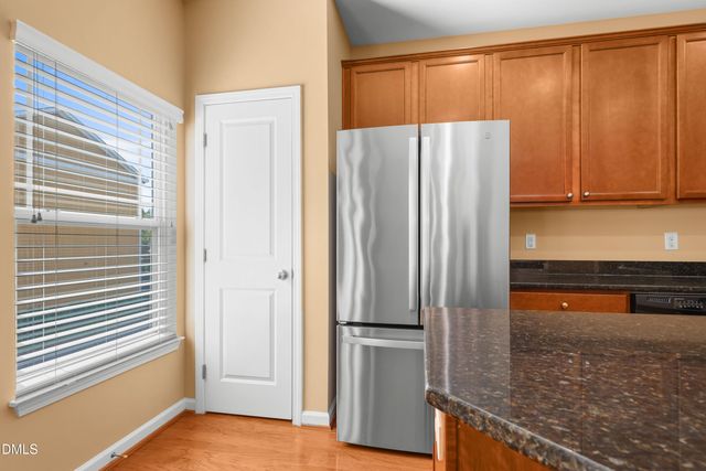 892 Queen City Crescent, Apex, NC 27523