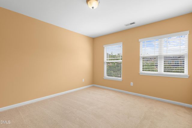 892 Queen City Crescent, Apex, NC 27523