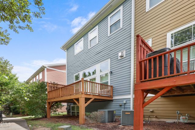 892 Queen City Crescent, Apex, NC 27523
