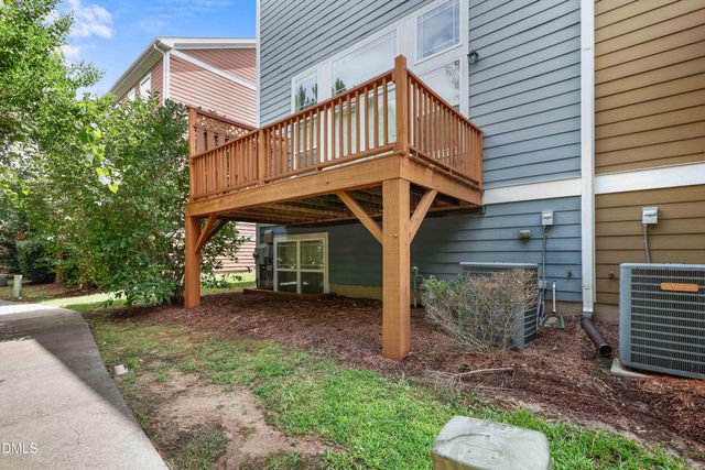 892 Queen City Crescent, Apex, NC 27523