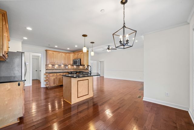 1025 Filmore Harris Rd, Pleasant View, TN 37146