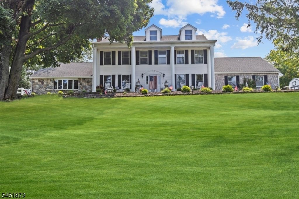 20 Mountain View Dr, Wantage Twp., NJ 07461 — exterior