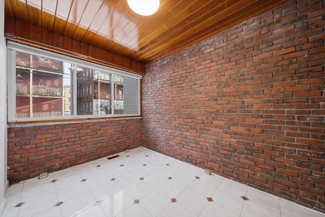 71 Lubec 1, Boston, MA 02128