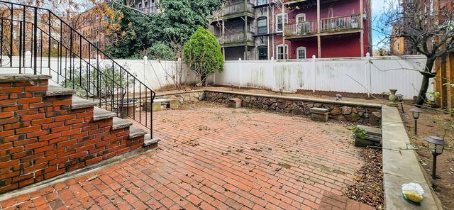 71 Lubec 1, Boston, MA 02128