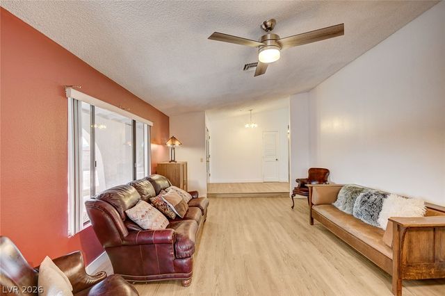 1401 Sharon Road, Las Vegas, NV 89106