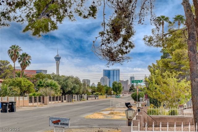 1401 Sharon Road, Las Vegas, NV 89106