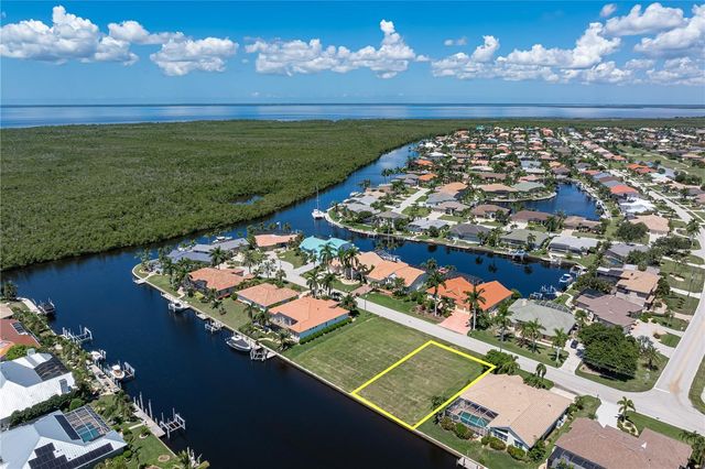 3936 LA COSTA ISLAND COURT, Punta Gorda, FL 33950