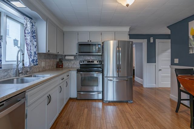 548 S Main Street, Manchester, NH 03102