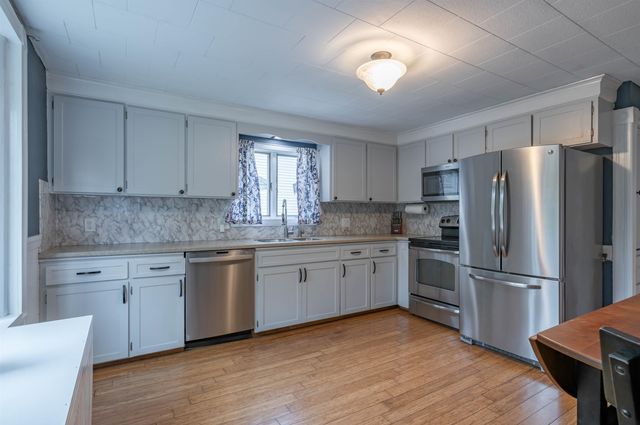 548 S Main Street, Manchester, NH 03102
