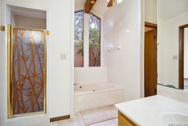 13137 Hunters Ledge, San Antonio, TX 78230