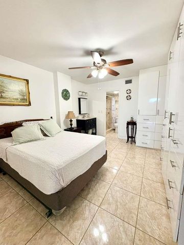 20500 W Country Club Dr 410, Aventura, FL 33180