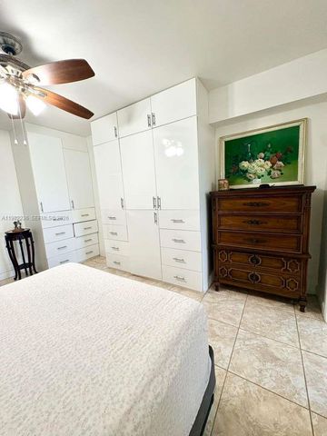 20500 W Country Club Dr 410, Aventura, FL 33180