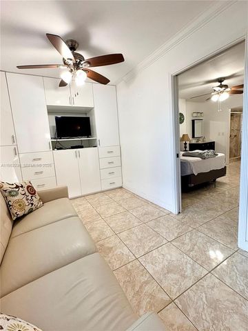 20500 W Country Club Dr 410, Aventura, FL 33180