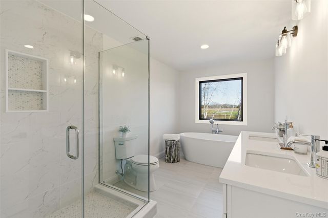 26 Tuthills Lane, Jamesport, NY 11947