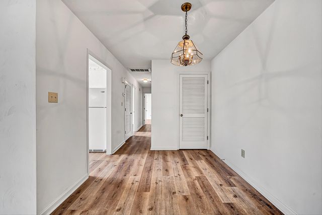 2413 Barnside CT, Salem, VA 24153