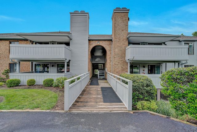 2413 Barnside CT, Salem, VA 24153