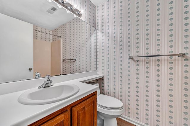 2413 Barnside CT, Salem, VA 24153