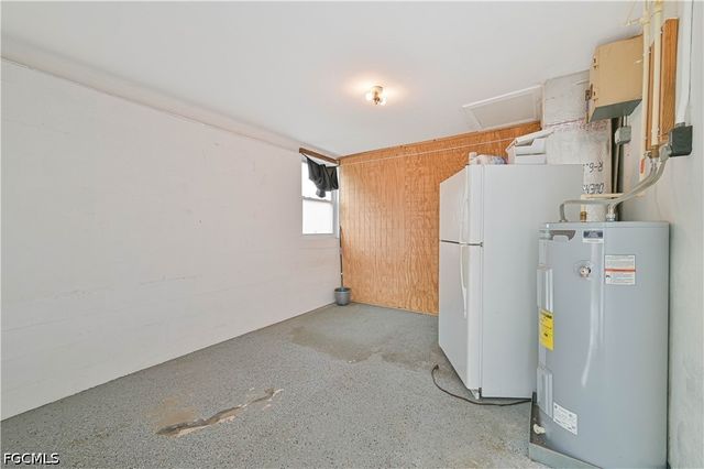 1130 Travis AVE, North Fort Myers, FL 33903