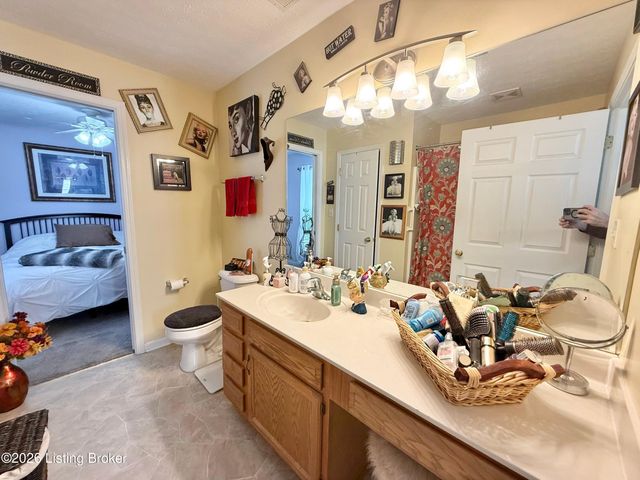 494 Louise Way, Mt Washington, KY 40047