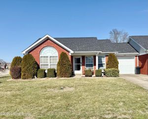494 Louise Way, Mt Washington, KY 40047