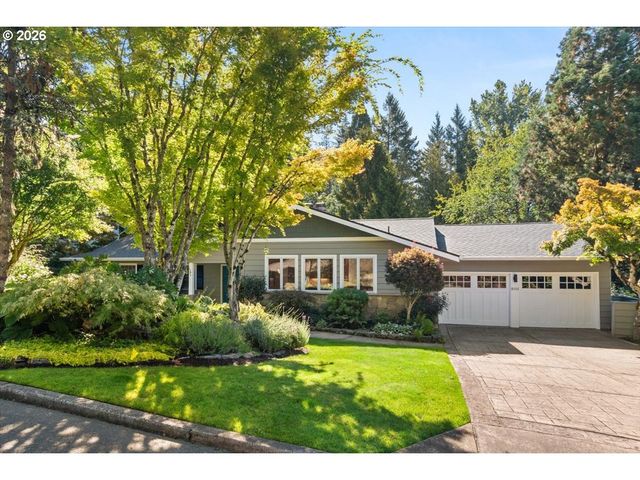 4102 Sw WESTDALE Dr, Portland, OR 97221