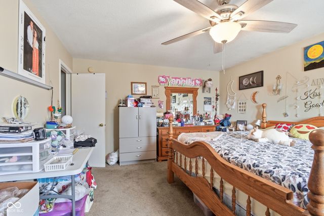 1804 Southernwood Lane, Indianapolis, IN 46231