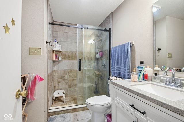 1804 Southernwood Lane, Indianapolis, IN 46231