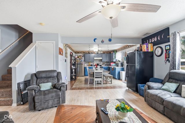 1804 Southernwood Lane, Indianapolis, IN 46231