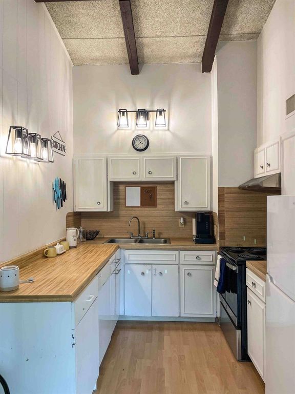 2404 Longview ST 204, Austin, TX 78705