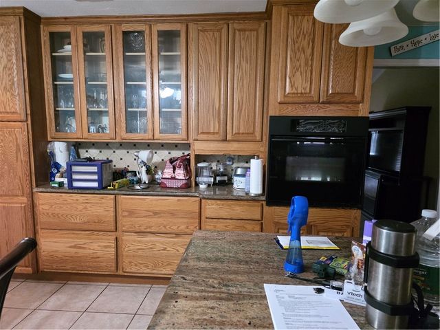 2104 Saint Charles Dr, Portland, TX 78374