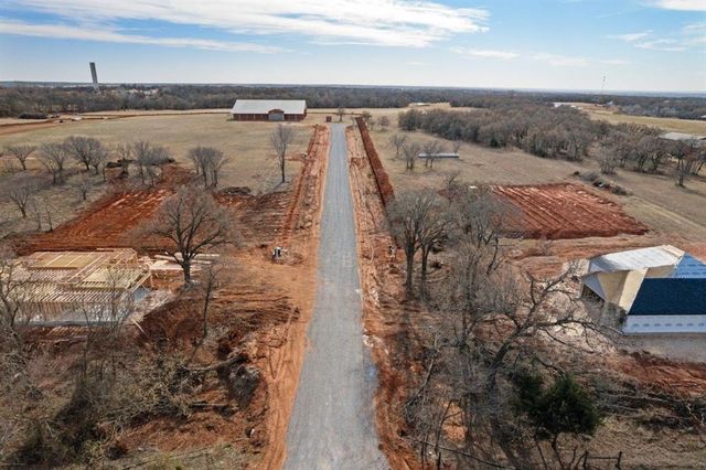 2200 Winter Ridge Road, Blanchard, OK 73010