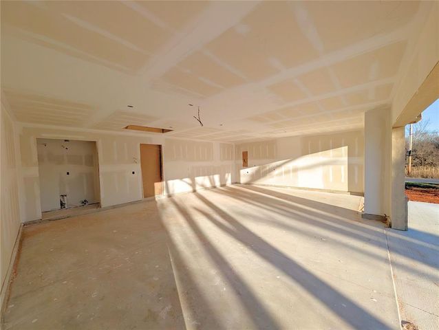 2200 Winter Ridge Road, Blanchard, OK 73010