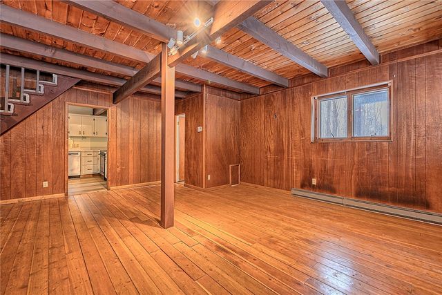 248 Greenbrier Rd, Bullskin Twp, PA 15610