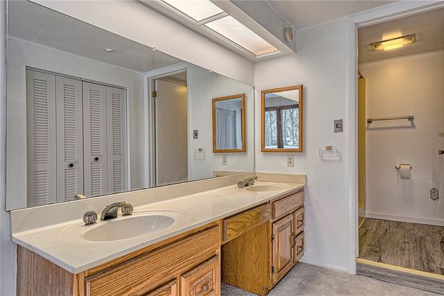 248 Greenbrier Rd, Bullskin Twp, PA 15610