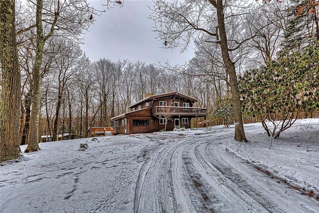 248 Greenbrier Rd, Bullskin Twp, PA 15610