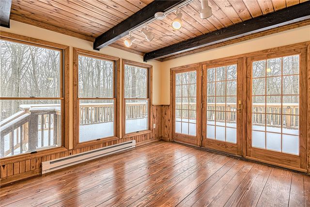 248 Greenbrier Rd, Bullskin Twp, PA 15610