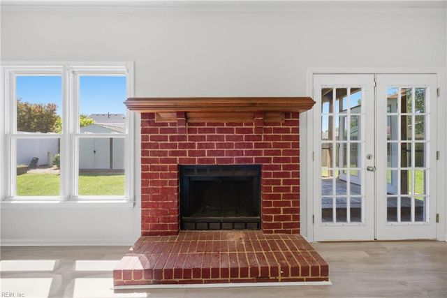 4759 Brompton DR, Virginia Beach, VA 23456