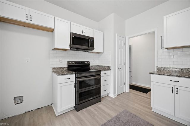 4759 Brompton DR, Virginia Beach, VA 23456