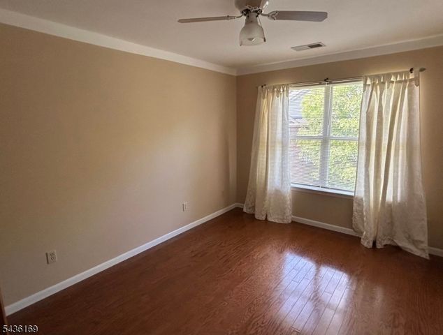 32 Rebecca Rd, East Hanover Twp., NJ 07936