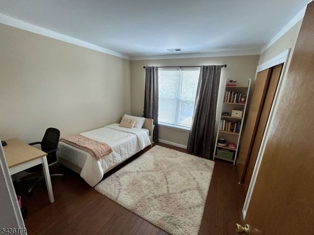 32 Rebecca Rd, East Hanover Twp., NJ 07936