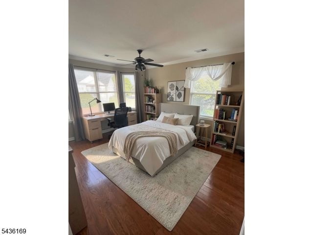 32 Rebecca Rd, East Hanover Twp., NJ 07936