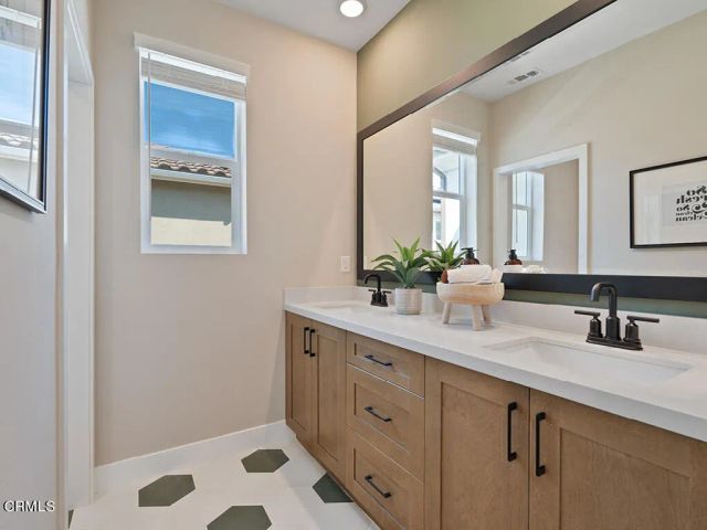146 Bushwillow Way, Piru, CA 93040