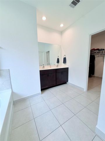 3410 Emerald Anchor Ln, Conroe, TX 77301
