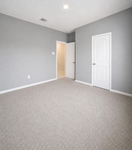 3410 Emerald Anchor Ln, Conroe, TX 77301
