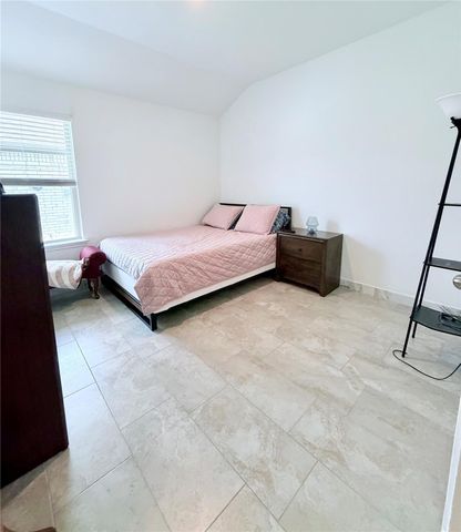 3410 Emerald Anchor Ln, Conroe, TX 77301