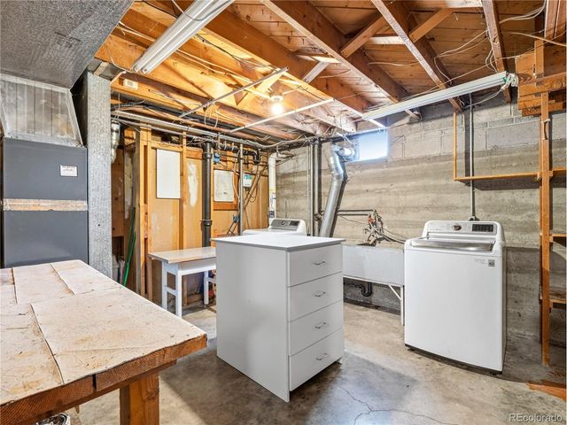 1466 S Chase St, Lakewood, CO 80232
