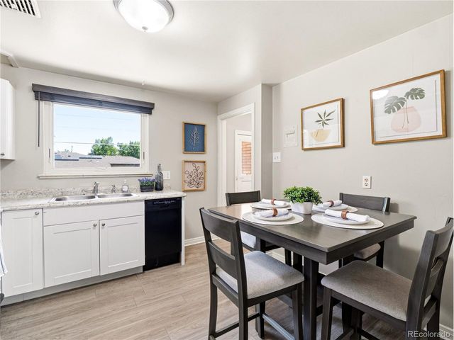 1466 S Chase St, Lakewood, CO 80232